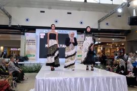 Fesyen ramah lingkungan tampil anggun di Ecoprint Fashion Trend 2025
