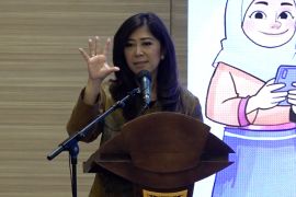 Menkomdigi ungkap Roblox pasang fitur kamera untuk deteksi usia anak