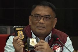 Bareskrim sebut lencana polisi di mobil kurir narkoba tak teregistrasi