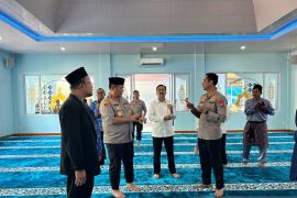 Polda Kepri salurkan bantuan korban bencana Sumatera