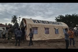 Kemendagri dirikan tenda pelayanan darurat untuk warga Pidie Jaya Aceh