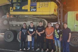 Pemkab Pasaman Barat turunkan alat berat cari korban longsor Tinggam (Video)