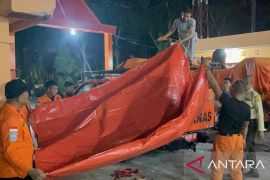 SAR Palembang bantu evakuasi korban banjir bandang di Sumatera Barat