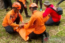 Pejabat Pemkab Bogor meninggal saat daki Bukit Paniisan