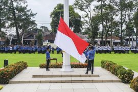 Pemkot Magelang beri penghargaan guru berprestasi