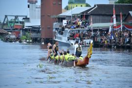 21 tim bersaing di Kejuaraan Perahu Naga hari jadi ke-75 HSS