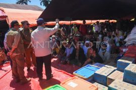 Aceh minta pemerintah pusat bantu evakuasi warga terisolir hingga logistik