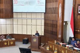 Koster dukung raperda perlindungan disabilitas sebab isu makin komplek