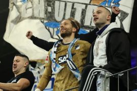 Baumann bagi 500 liter bir untuk suporter sebagai tanda terima kasih