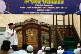 Bupati H Rahmat Trianto sebut Salat Hajat sebagai wujud rasa syukur