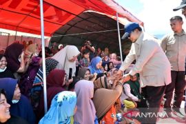 Seskab tegaskan Presiden kebut akses darurat dan jembatan permanen