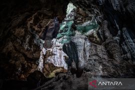 Situs Geopark Meratus Goa Batu Hapu Tapin Kalsel