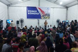 Komdigi bangun posko trauma healing   di Hamparan Perak