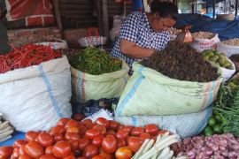Cabai merah dan tomat bikin deflasi di Siantar
