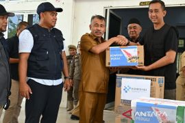 Posko Darurat Bencana Sumut terima bantuan logistik Komdigi Peduli