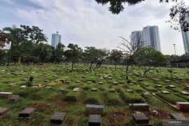 Distamhut DKI tambah 1.300 makam di TPU Menteng Pulo 2 usai relokasi