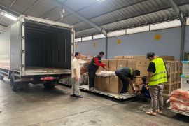 Ministry bolsters health logistics for Sumatra's disaster-hit regions