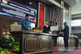 DPRD Kotabaru sahkan Raperda pajak dan retribusi daerah