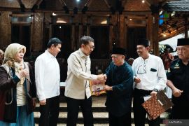 Senam Kebudayaan untuk lestarikan budaya dan tingkatkan kesehatan