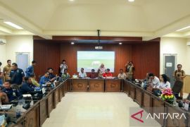 Wabup Belitung ajak nelayan tertib administrasi untuk terbitkan rekomendasi BBM