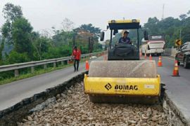 Jasa Marga mohon maaf atas gangguan arus lalu lintas akibat pekerjaan di Tol Cipularang
