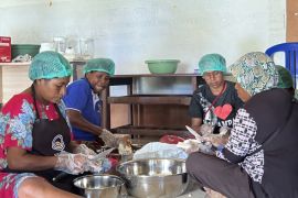 Pangan Lokal Papua Barat Daya: UNAIR dan Komunitas Sinagi Papua untuk lawan stunting