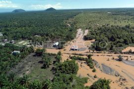 Distribusi bantuan ke lokasi terisolir di Agam Page 2 Small