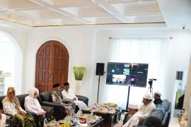 Gus Yahya sambut seruan islah para kiai sepuh usai pertemuan Forum Masyayikh