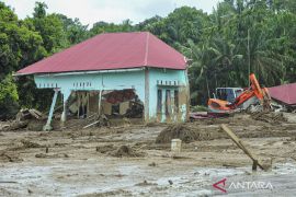 Kemenag distribusi bantuan bagi korban banjir Sumatera dalam dua tahap