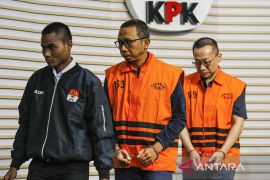 Hukum kemarin, koruptor KPU ditahan hingga hoaks banjir Aceh ditangkap