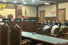 Tiga hakim "vonis lepas" korupsi CPO divonis 11 tahun penjara