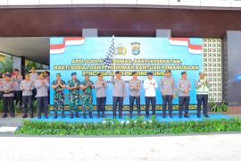 Wakapolri lepas bantuan Polda Lampung untuk daerah terdampak bencana Sumatera