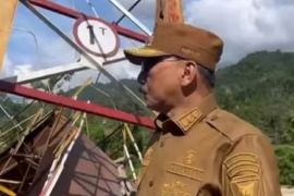 Bupati Pesisir Selatan tinjau kerusakan infrastruktur akibat banjir di Lengayang dan Ranah Pesisir