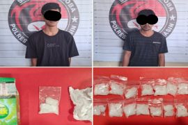 Polsek Banjarmasin Tengah ciduk bandar dan kurir sabu