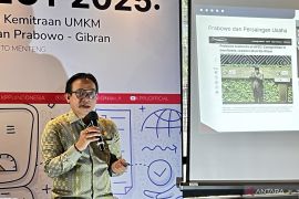 KPPU beri tanggapan soal rencana merger GoTo-Grab