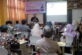 Universitas Presiden beri pelatihan ajar secara digital pada guru SMA