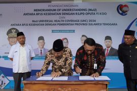 Sultra pertahankan UHC 2026, Gubernur teken MoU jaminan kesehatan merata