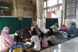 Padang beri layanan pemulihan trauma bagi anak terdampak bencana