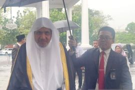 Secretary General of Muslim World League meets President Prabowo