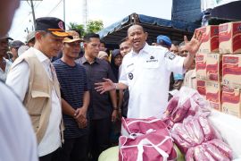Bupati Langkat hadir dikawasan terdampak banjir pesisir pantai desa Pantai Cermin