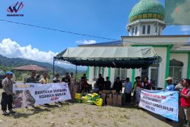 Waskita Karya salurkan bantuan ke wilayah bencana di Sumatera