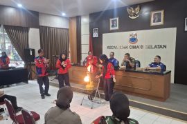 Pemkot Cimahi bina 60 relawan untuk perkuat penanganan kebakaran