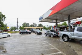 Trump umumkan usulan pelonggaran aturan efisiensi bahan bakar