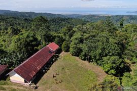 Penerapan PLTS dukung pembelajaran digitalisasi sekolah di wilayah 3T Sultra Page 4 Small