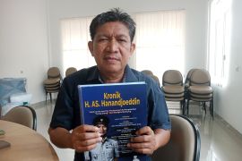 Dukungan pengusulan kembali sebagai pahlawan nasional, buku Kronik H. AS Hanandjoeddin resmi diterbitkan