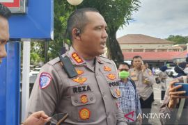 Polda Sumbar informasikan jalur lintas Lembah Anai masih ditutup total