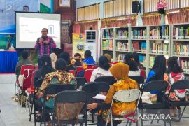 DKPD Manokwari gandeng Perpusnas latih pustakawan sekolah hadapi era digital