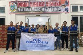 PELNI salurkan bantuan bagi korban bencana di Sumatra