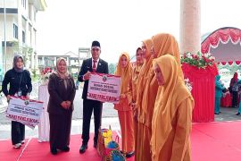 Pemkab Kotabaru ajak masyarakat teladani semangat pahlawan