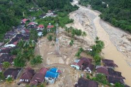 Data kerusakan rumah akibat banjir bandang di Padang Page 3 Small
